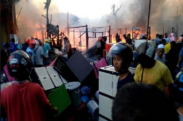 Puluhan Kios Pedagang Ludes Terbakar  di Mimika Papua