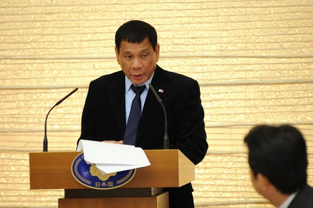 Duterte pada China: Apa Benar Suatu Negara Klaim Seluruh Lautan?