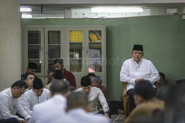 Sambil Terisak, SBY Cerita Perjuangan Ani Yudhoyono Lawan Kanker