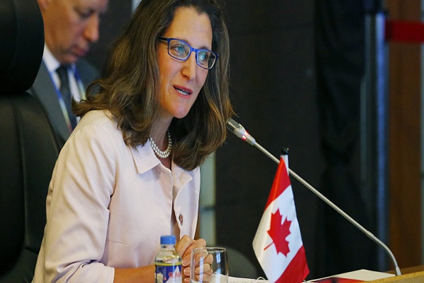 Kanada Tangguhkan Operasi Kedutaan di Venezuela