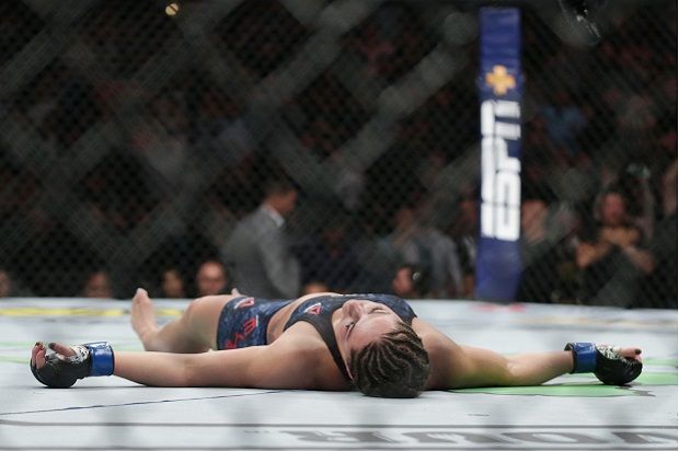 UFC 238: Tendangan Mematikan Shevchenko buat Jessica Terkapar