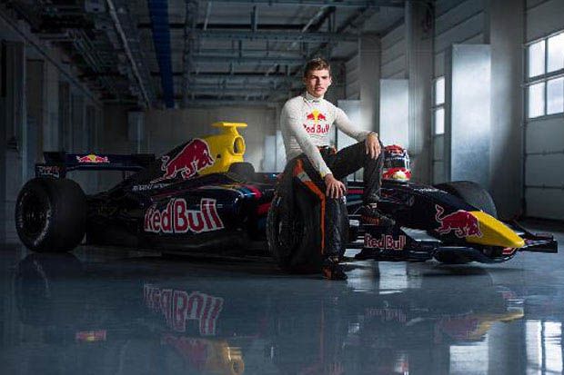 Masih Percaya Red Bull, Verstappen Ogah Pindah ke Tim Lain