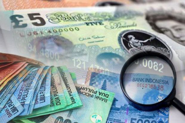 Rupiah Akhir Pekan Ditutup Merosot Tajam ke Rp14.320/USD, Pound Jatuh