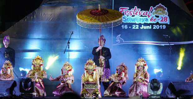 Pementasan Gending Sriwijaya Buka Festival Sriwijaya 2019