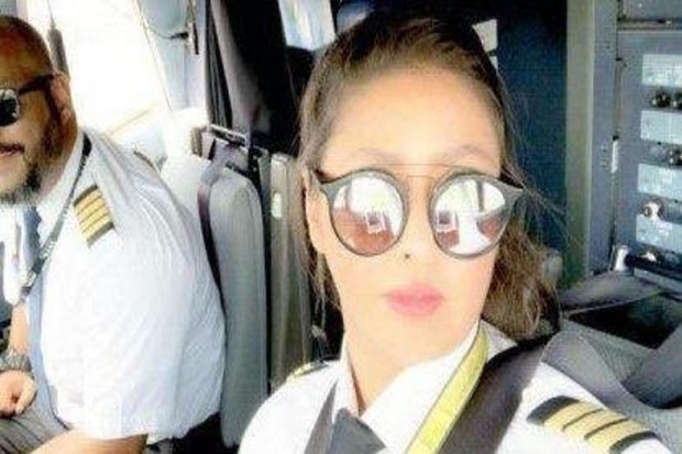 Perempuan Cantik Ini Pilot Wanita Pertama Maskapai Arab Saudi