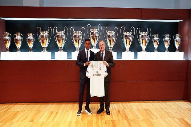 Real Madrid Resmi Perkenalkan Rodrygo Goes
