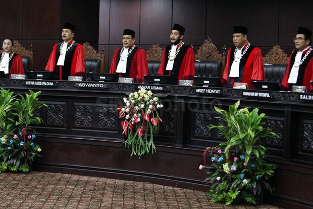 MK Tak Izinkan Tim Hukum Prabowo-Sandi Bawa Saksi Lebih