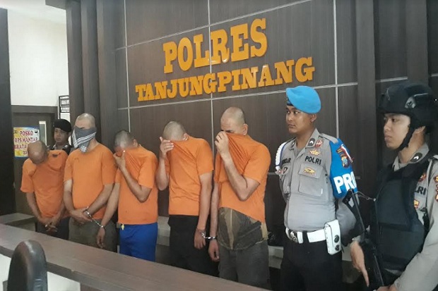 Kompak Nyabu 3 PNS dan 1 Honorer Ditangkap Polres Tanjungpinang