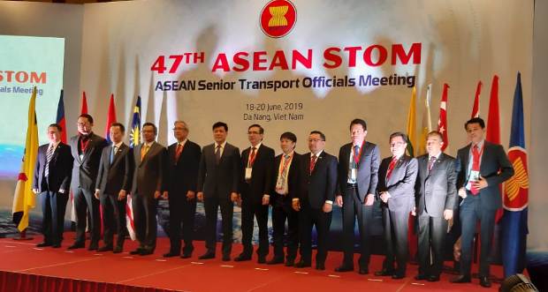 Delegasi Indonesia Bahas Konektivitas dan Perkembangan Transportasi pada Sidang ASEAN STOM Ke-47 dan ASEAN-EU STOD Ke-3