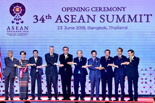 Presiden Jokowi Hadiri Pembukaan KTT Ke-34 ASEAN di Bangkok