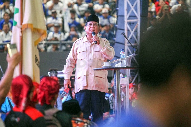 Prabowo Saksikan Sidang Putusan MK dari Rumahnya di Kertanegara