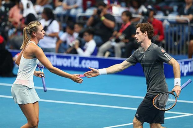 Sharapova Tertarik Jadi Pasangan Murray di Wimbledon