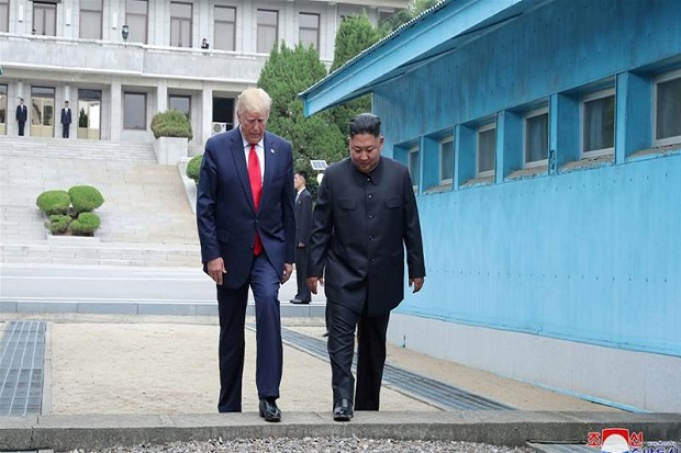 Korut Puji Pertemuan Trump dan Kim Jong-un: Peristiwa Luar Biasa
