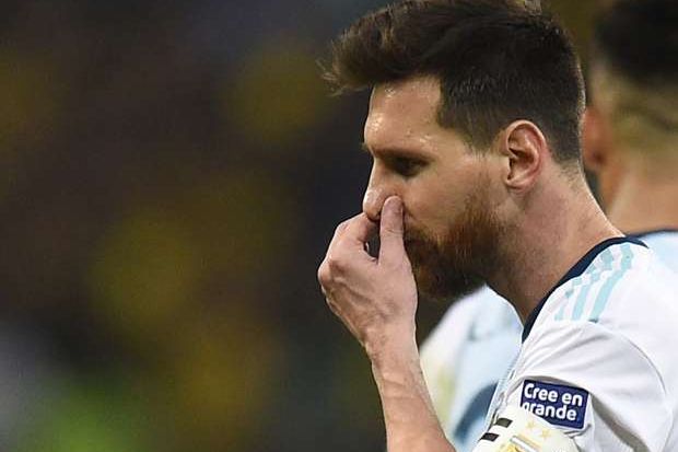 Lionel Scaloni : Kartu Merah Buat Messi Membingungkan