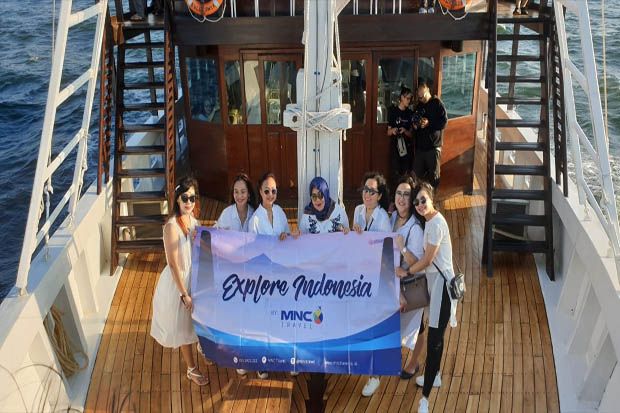 Menikmati Laut Jakarta dengan Kapal Phinisi Bersama MNC Travel
