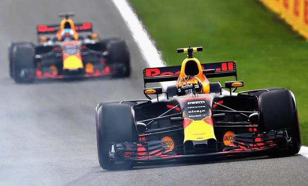 Demi Tingkatkan Kinerja, Red Bull Ingin Kembali ke Ban Pirelli