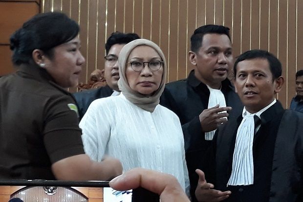 Ratna Sarumpaet Divonis 2 Tahun Penjara