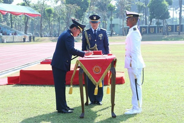 Panglima TNI Lantik 169 Perwira Prajurit Karier TNI