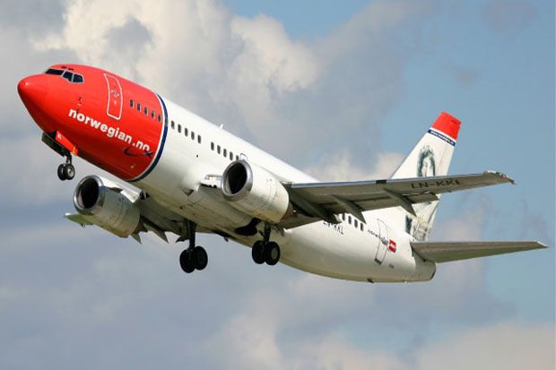 Maskapai Merugi, CEO Norwegian Air Bjoern Kjos Mundur