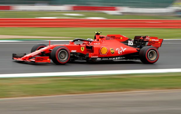 Charles Leclerc Tegaskan Dominasi Ferrari di Latihan Ketiga