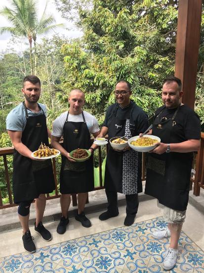 Chef Internasional Diperkenalkan dengan Street Food dan Pasar Tradisional Bali