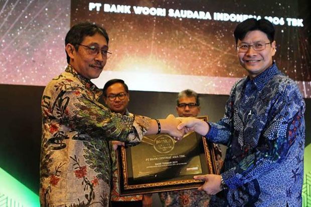 Hadirkan Produk-Layanan Berkualitas, BCA Raih Predikat Bank Terbaik