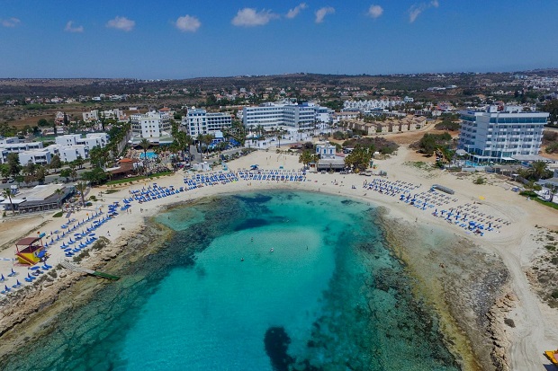 Diduga Perkosa Turis Inggris, 12 Pria Israel Ditangkap di Siprus