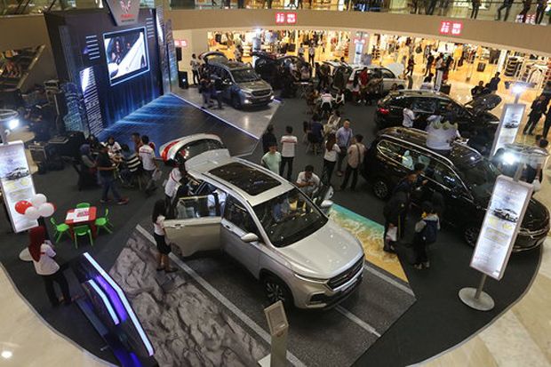 Wuling Motors Datangkan SUV Berteknologi Tinggi ke Surabaya