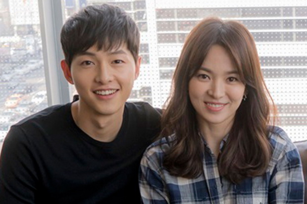 Resmi Berpisah, Song Hye-kyo Hapus Foto Song Joong-ki