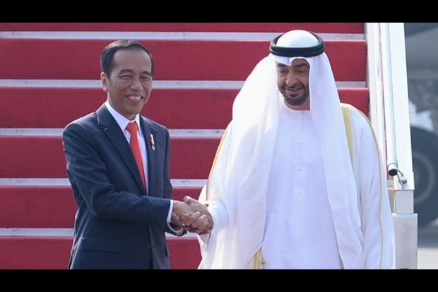 Jokowi Ajak Berkeliling Pangeran Abu Dhabi ke Bundaran HI