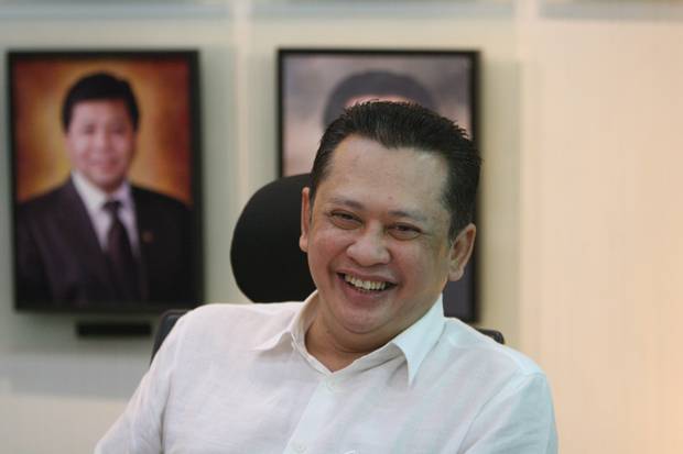 Lewat Pantun, Ketua DPR Singgung Hubungan Mega-Paloh