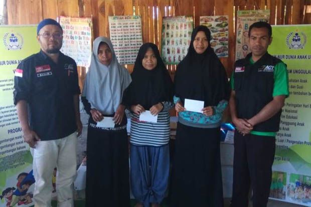 ACT Berikan Beaguru untuk 13 Guru di Kabupaten Alor