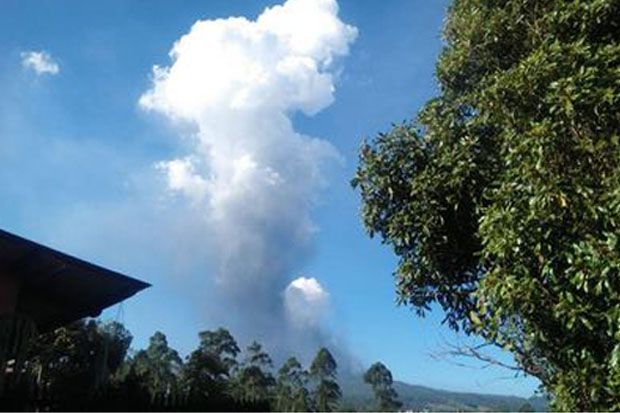 Gunung Tangkuban Parahu Erupsi, Basarnas Jawa Barat Siaga