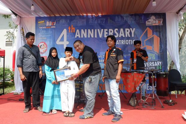 Donasi untuk Anak Yatim Warnai Jambore Kedua Kijang Kapsul Community Indonesia