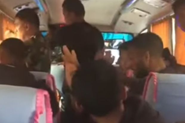 Kronologi Teror Bus Persija Jakarta di Makassar