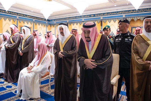 Raja Salman Salat Jenazah untuk Almarhum Pangeran Bandar