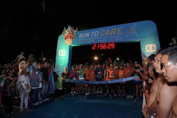 Perjalanan FWD Life dalam Run To Care Ultra Marathon 2019
