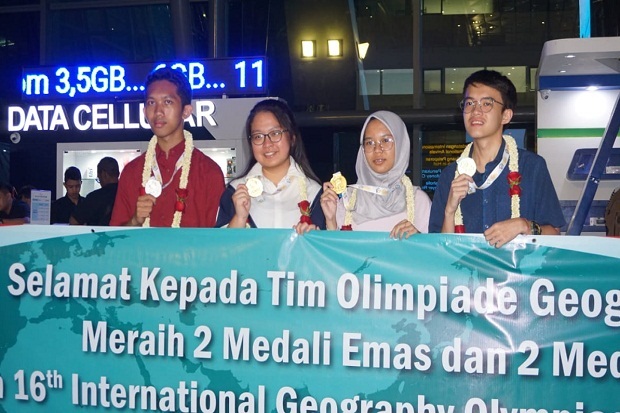 4 Pelajar Bawa Indonesia Juara Umum Olimpiade Geografi Internasional 2019