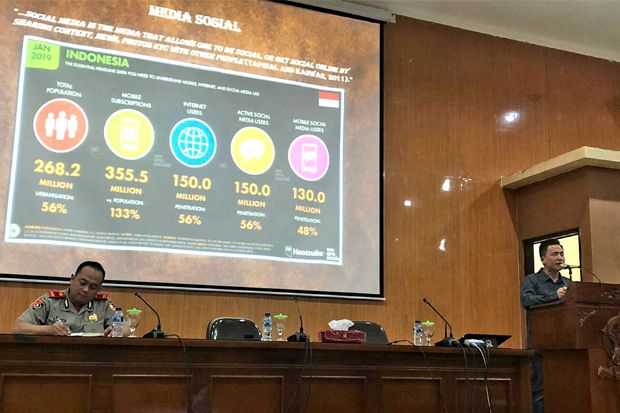 Dittipid Siber Polri Latih Mahasiswa Sespimmen Tangkal Hoaks