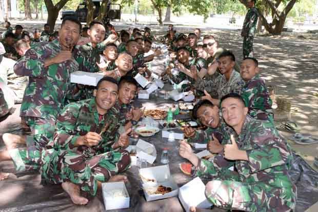 Marinir Indonesia Kenalkan Tradisi Idul Adha kepada Marinir Amerika