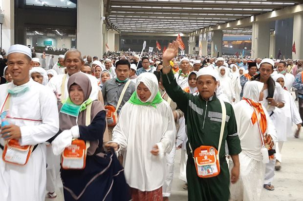 Lempar Jumrah Hari Kedua, Ribuan Jamaah Haji Indonesia Pilih Waktu Malam
