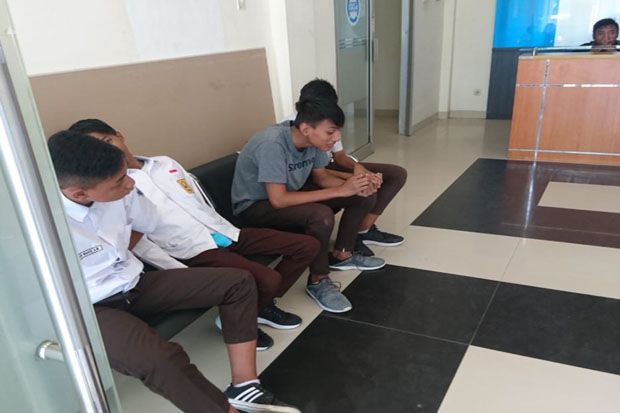 Asik Ngelem, 4 Siswa SMP di Gorontalo Ditangkap BNN