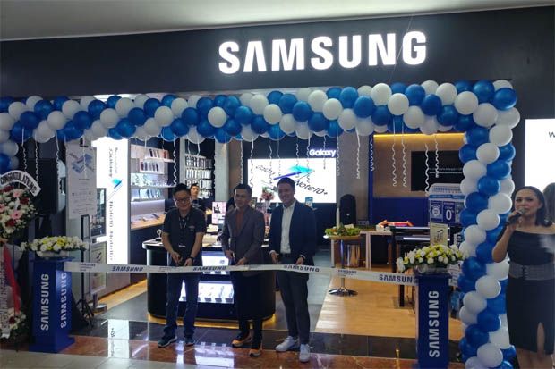 Samsung Experience Store Hadir Melayani Pengunjung Mal Ambassador
