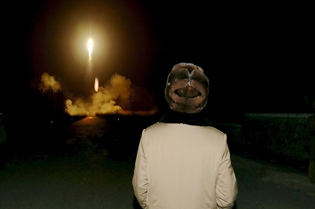 Dipantau Kim Jong-un, Rudal yang Ditembakkan Korut Diklaim Senjata Baru