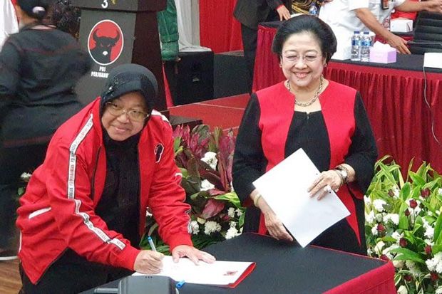 Megawati Resmi Lantik Risma sebagai Ketua PDIP Bidang Kebudayaan