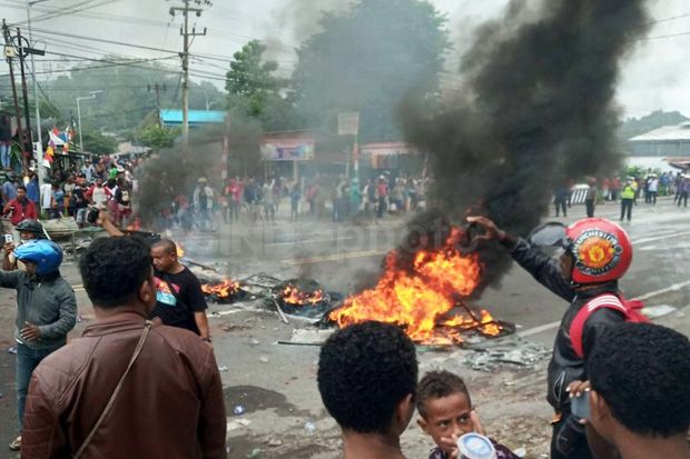 DPR Minta Polri Usut Pihak yang Provokasi Kerusuhan Papua Barat