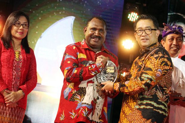 Raih Penghargaan KDI 2019, Bupati Puncak Papua Merasa Dihargai