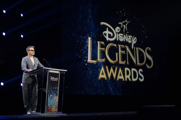 Terima Penghargaan Disney Legends, Robert Downey Jr. Terharu
