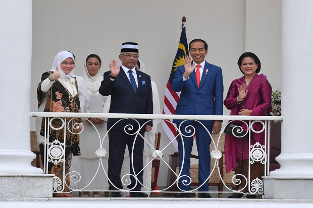 Bertemu Jokowi, Raja Malaysia Ajak Kerja Sama Petronas-Pertamina