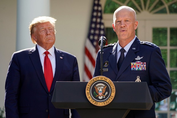 Trump Luncurkan Komando Baru Pentagon untuk Peperangan Antariksa